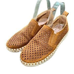 Ilse Jacobsen Tulip Suede Nubuck Flats. Cashew. Size 39/US 9.
